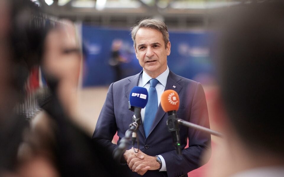 Mitsotakis: EU must use ‘carrot and stick’ in approach to migration
