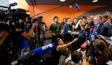 'Science refugees': French university welcomes first U.S. researchers