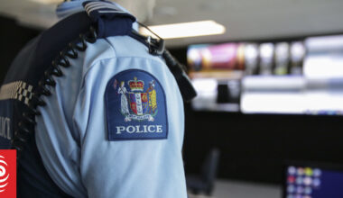 Police officer who beat his children with a belt subject to another employment process