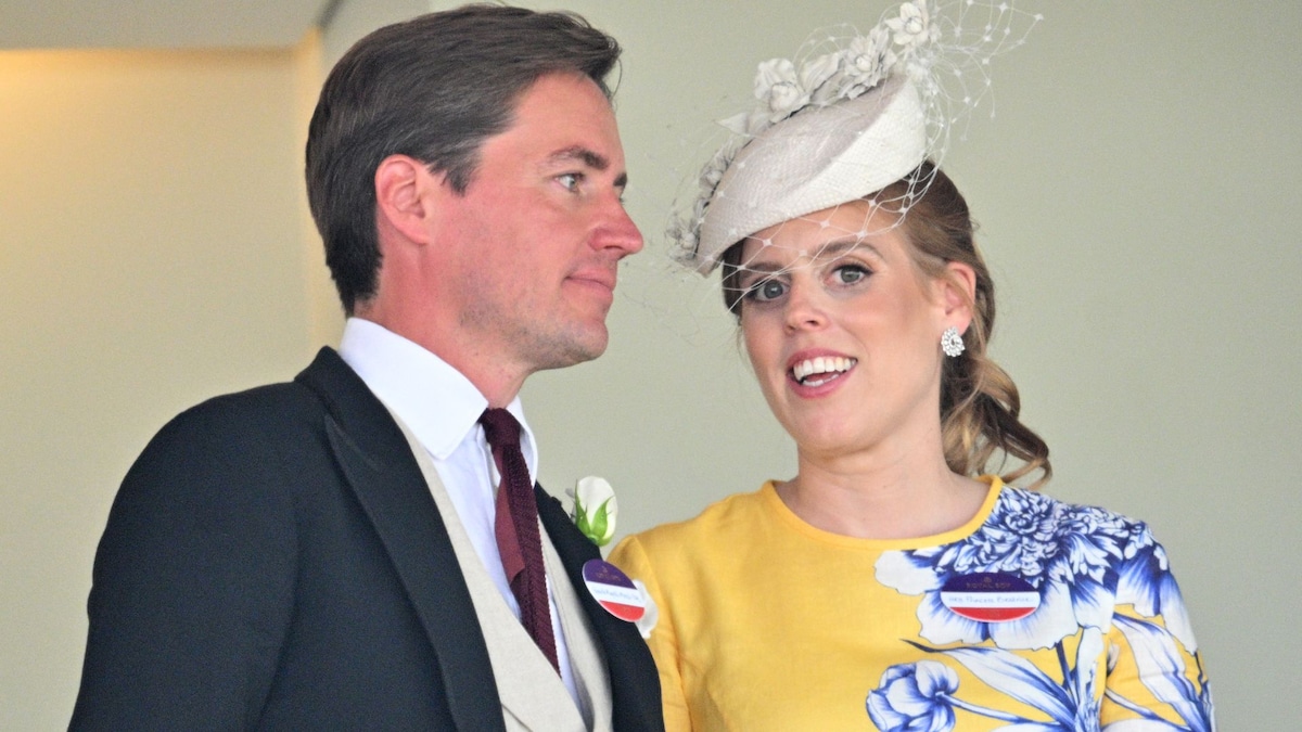 Princess Beatrice caught sharing a kiss with Edoardo Mapelli Mozzi at event with royal family