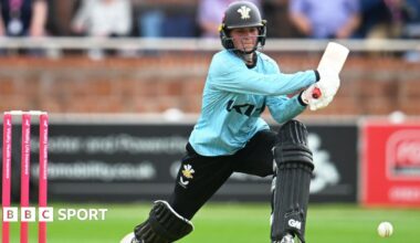Paige Scholfield in action for Surrey