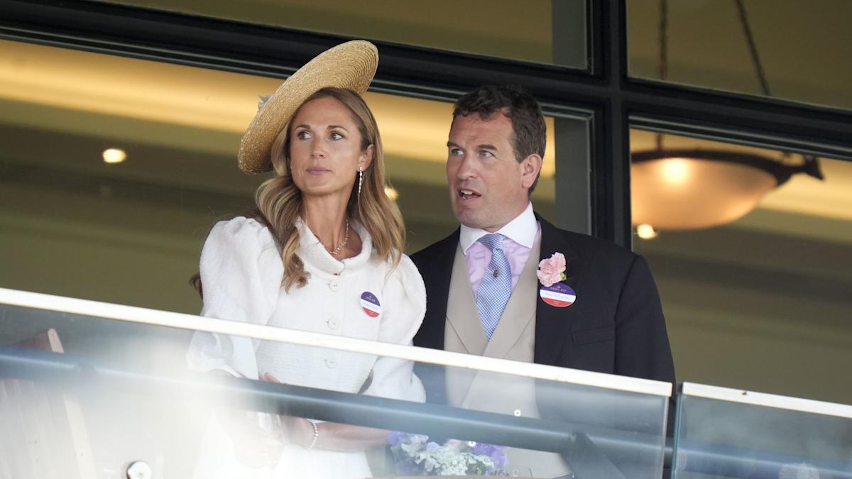 King and Queen welcome Peter Phillips’ girlfriend to Royal Ascot