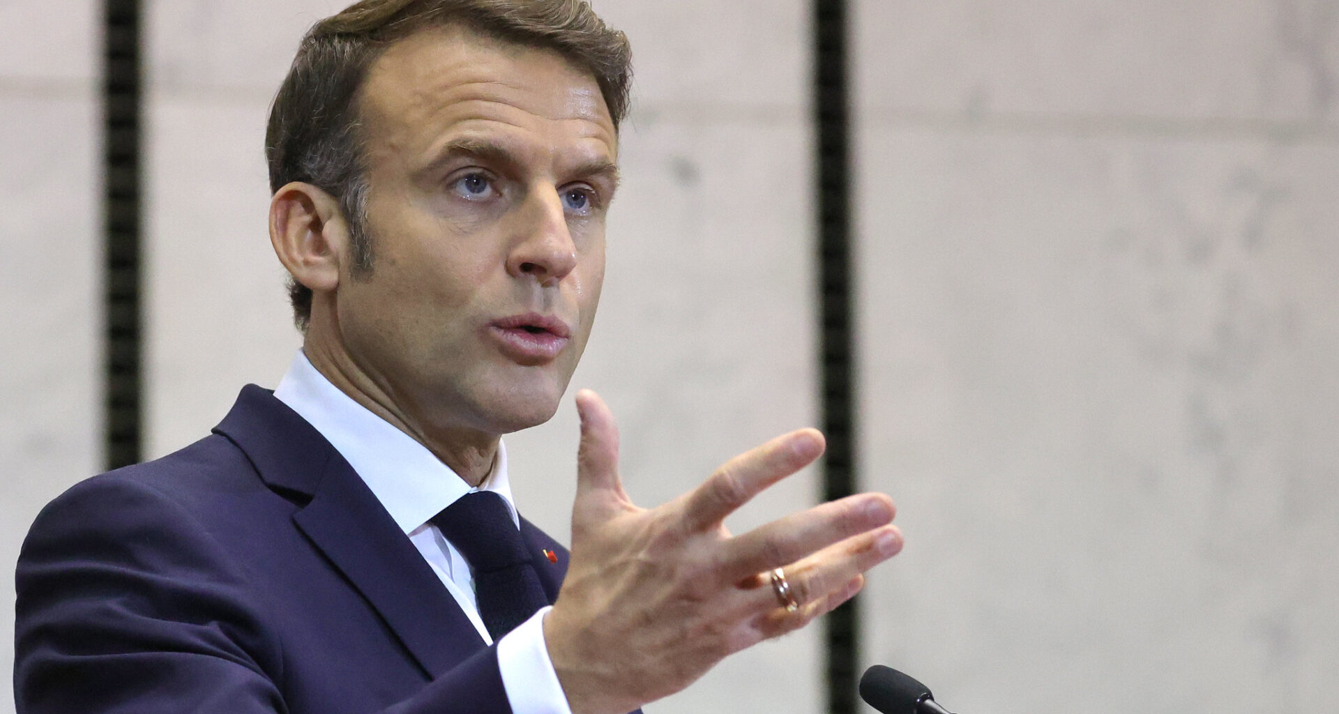 Macron announces he will ban social media in France for young people under 15