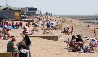UK heatwave: Wildfire, health and drought warnings explained in six key maps