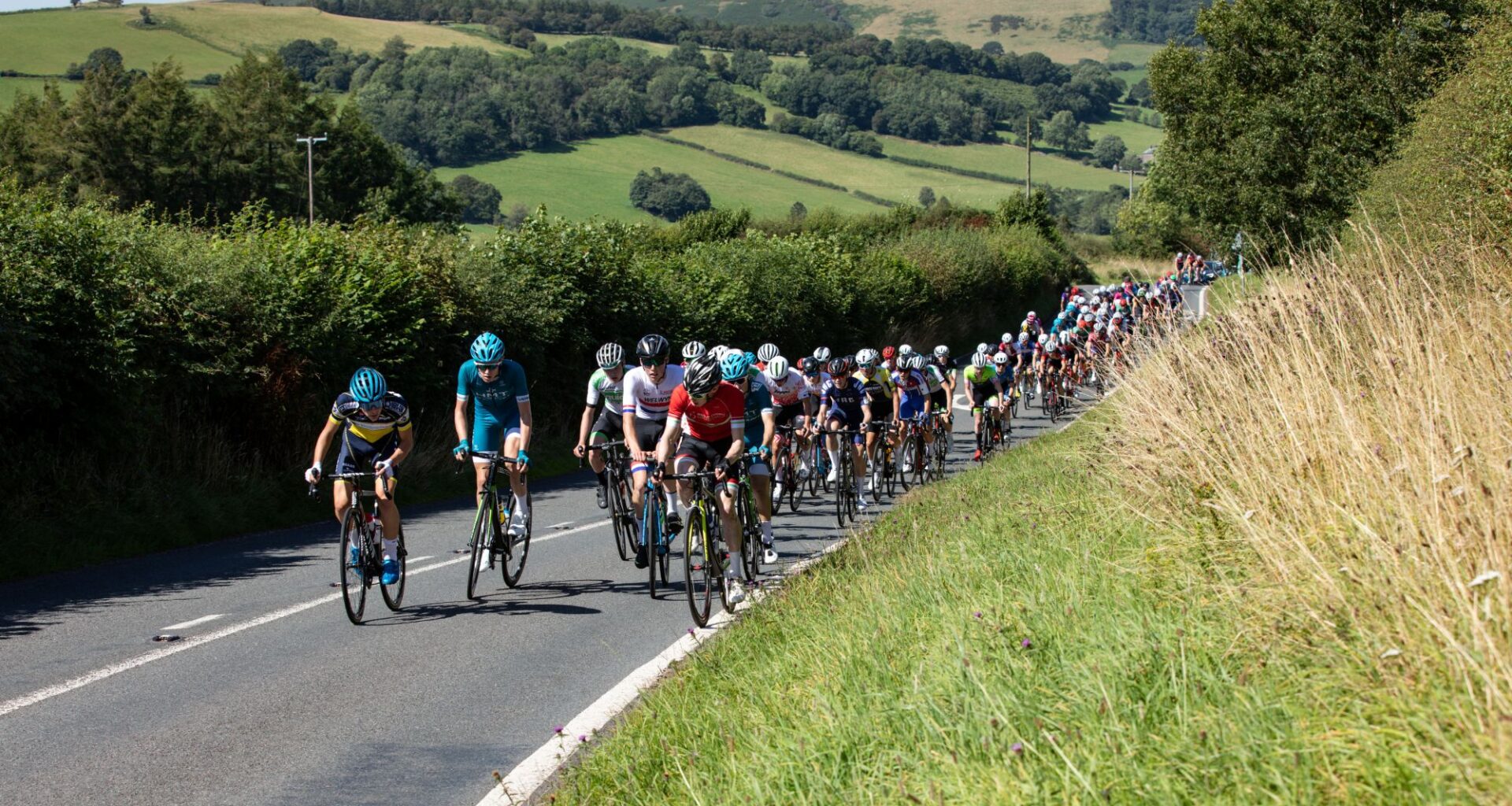Junior Tour of Wales peloton