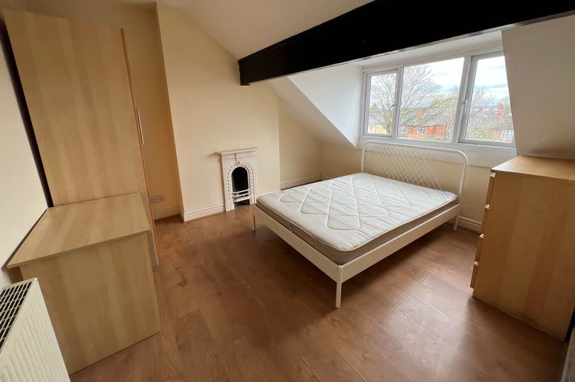 A six bedroom HMO in a popular Birmingham neighbourhood is due to go under the hammer next month. The house is appearing in Bond Wolfe's next auction. -Credit:Bond Wolfe