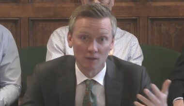 Labour four-word WASPI reply after being accused of 'undermining' Ombudsman's ruling | Personal Finance | Finance