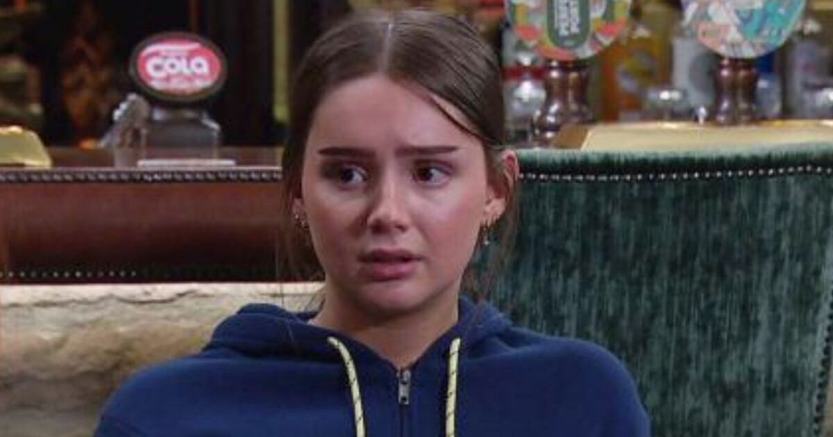Emmerdale fans compare tragic storyline to rival soap after desperate Sarah Sugden plea | TV & Radio | Showbiz & TV