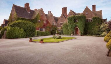 This English manor has just been named the best hotel in the country | UK | News