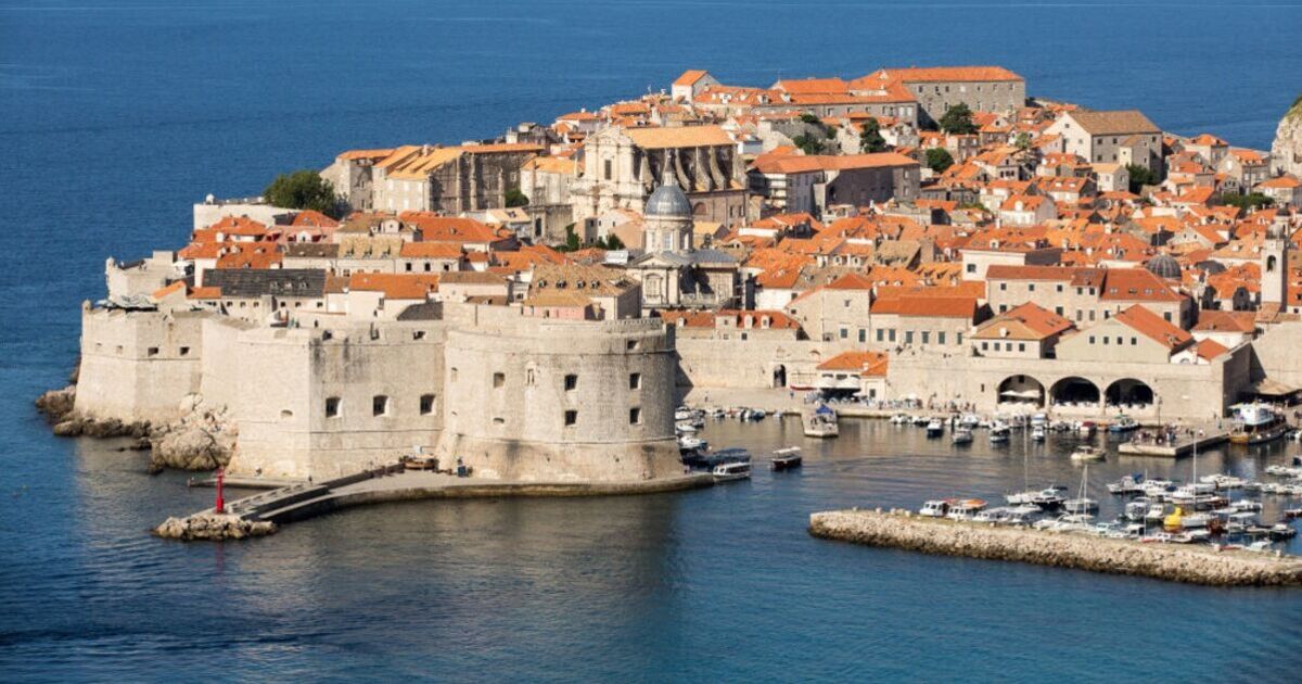 Crisis in Croatia as Italian and German tourists abandon country | World | News