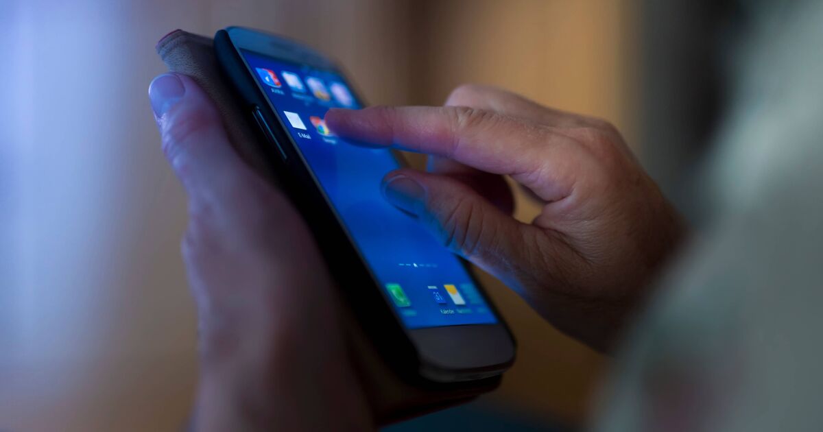 Delete these 9 apps from your smartphone immediately