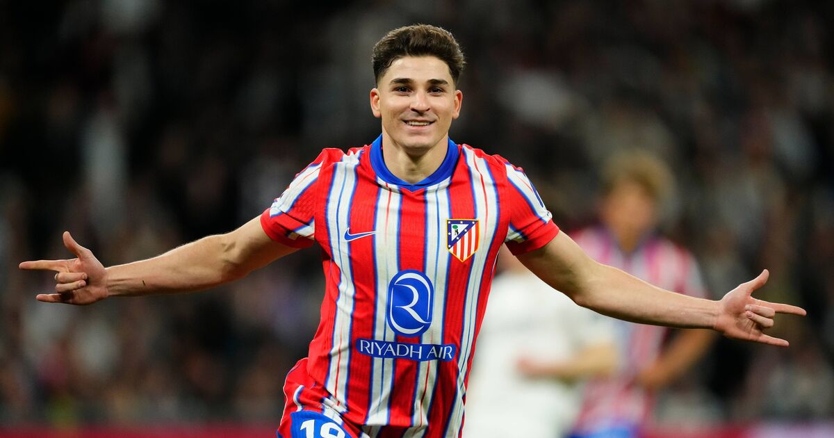Julian Alvarez transfer turn as boss sends Arsenal and Liverpool message | Football | Sport