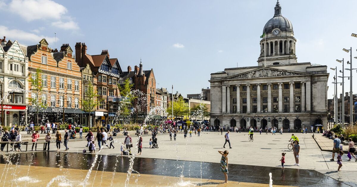 The beautiful UK city with secret caves and 'England's oldest pub' | UK | News