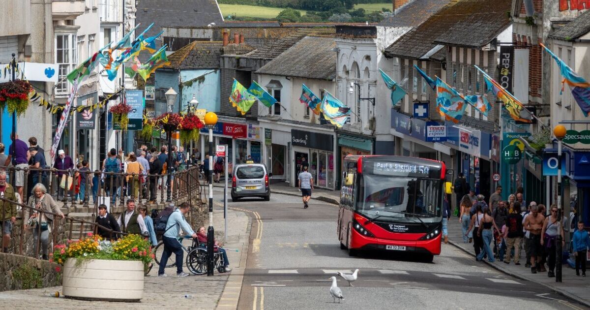 Crisis in Cornwall as locals have 'never seen it so empty' | UK | News