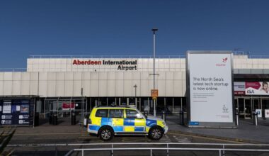 Aberdeen Airport suspends all flights with 'emergency crews on runway' | UK | News