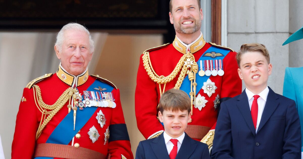 Prince George's witty 4-word comeback to King Charles on palace balcony | Royal | News