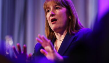 Government handed final salary pension scheme warning – 'not just for the rich' | Personal Finance | Finance