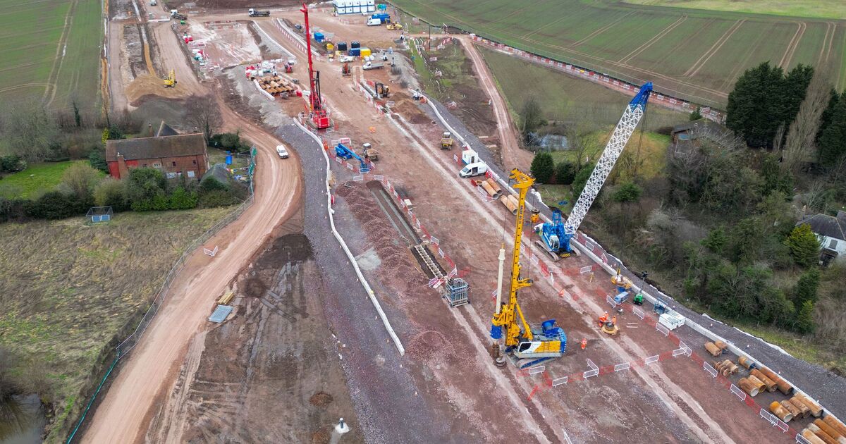 UK an 'international laughing stock' after HS2 to Birmingham to be delayed again | UK | News