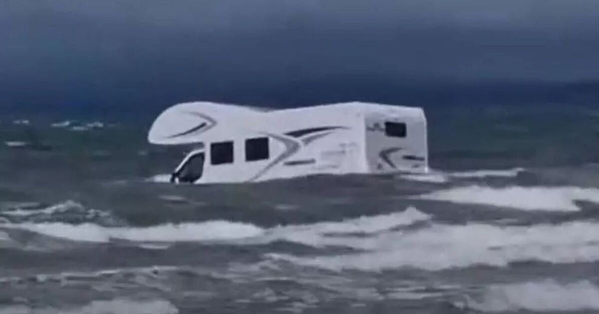 Campervan swept out to sea after getting stuck in sand on popular UK beach | UK | News