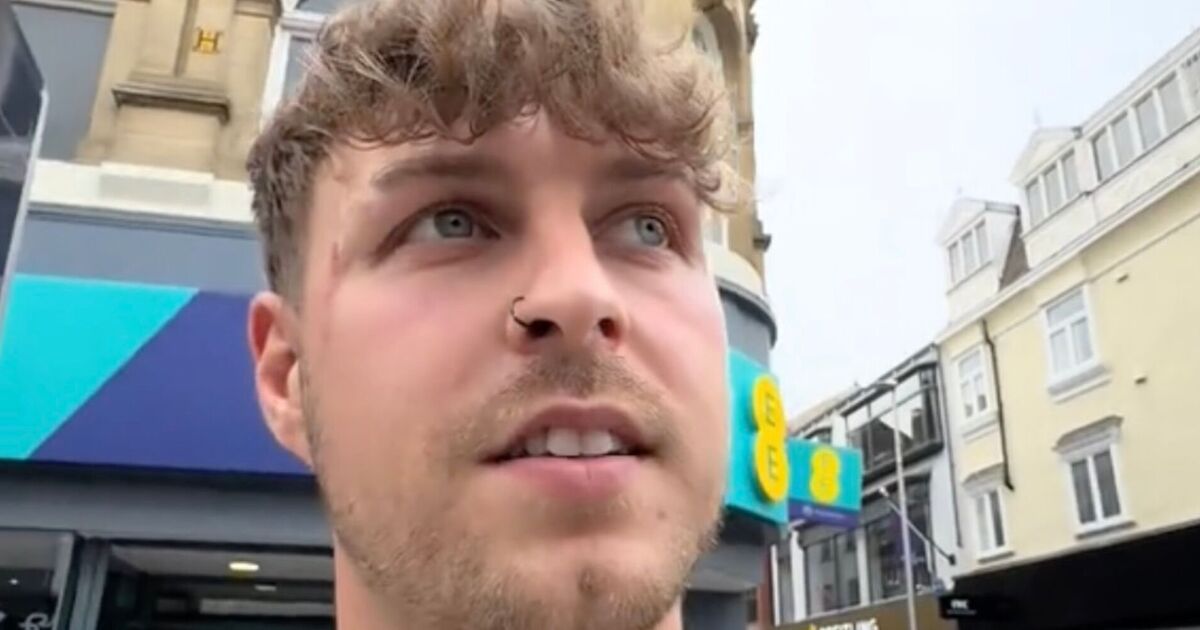 Busker Jason Allen quits performing in major UK city after being slapp | UK | News
