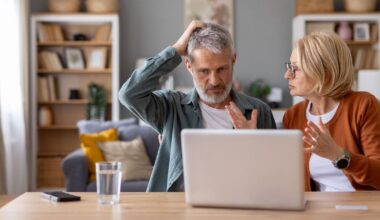 DWP urges pensioners born before 1959 to ‘contact bank immediately’ | Personal Finance | Finance