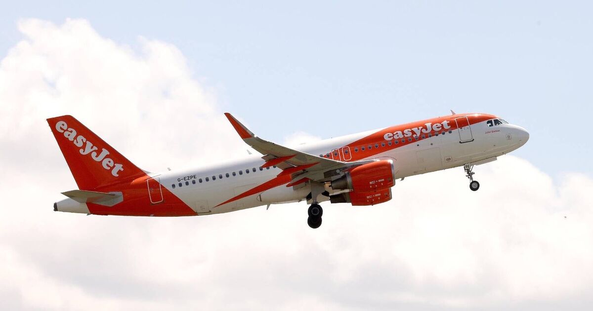 EasyJet flight from Manchester forced to divert mid-air | UK | News
