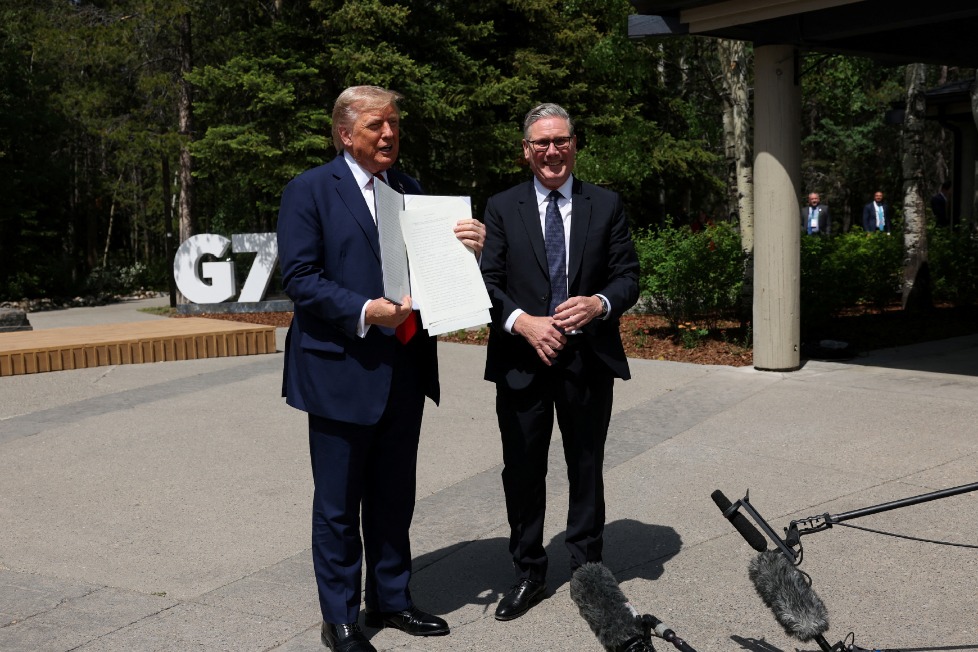 Leaders of US, Britain ink trade deal at G7 summit