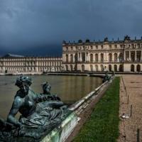 France's Versailles unveils AI-powered talking statues | National