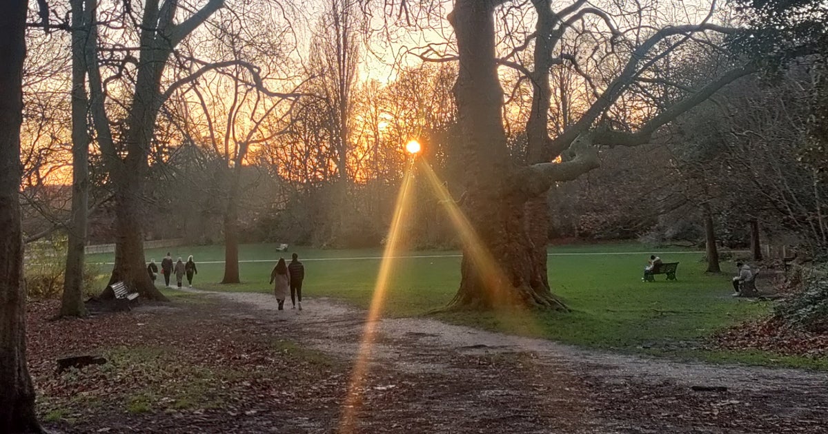 I Tried 'Mindful Walking' To Manage My Anxiety