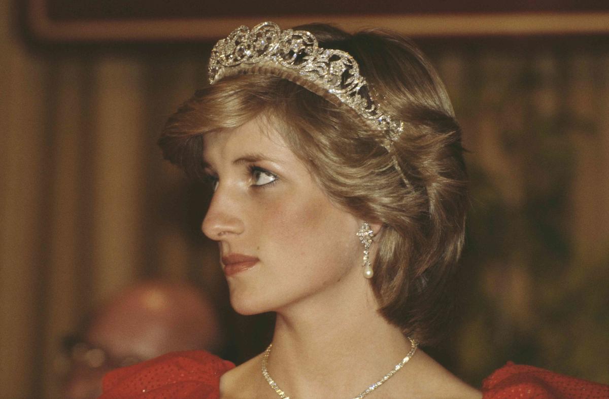 Princess Diana Wrote She Was “Terribly Lonely” Just Two Days After Her Royal Wedding