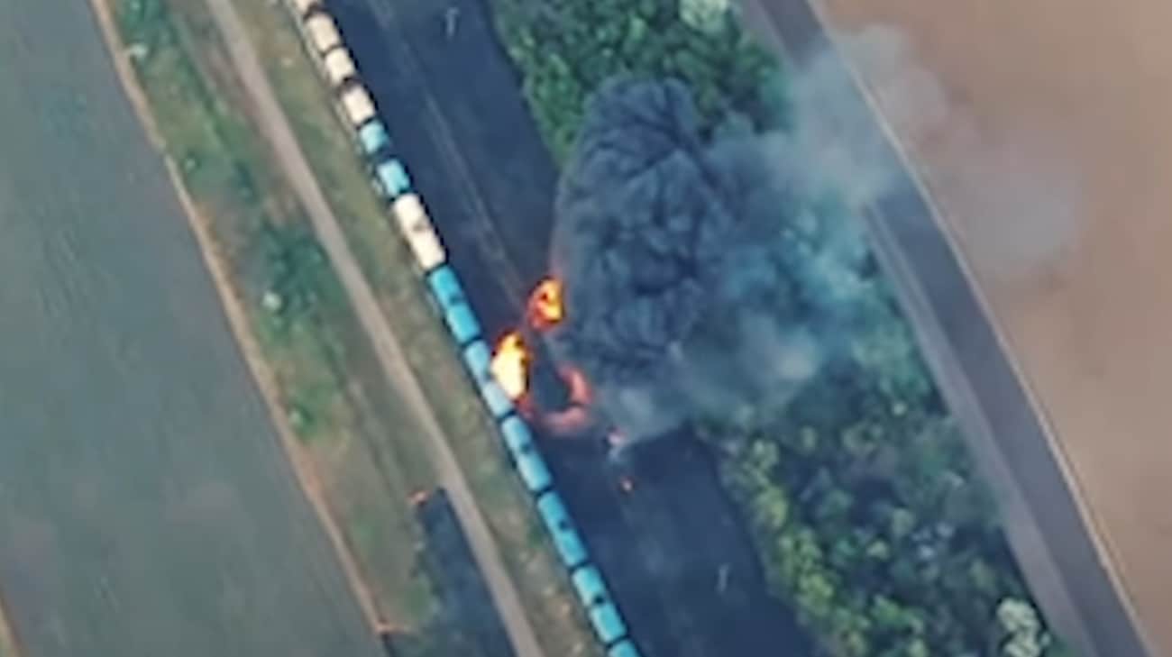 Ukraine's Defence Intelligence destroys Russian fuel train in occupied part of Zaporizhzhia Oblast – video
