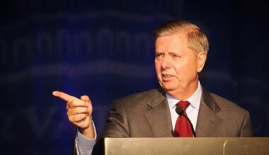 US Senator Graham announces his Russia sanctions bill to be passed in July
