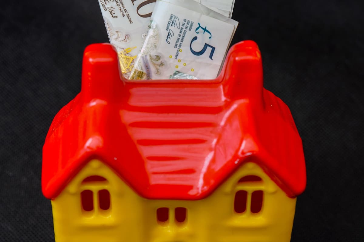 Cost of ‘minimum retirement lifestyle’ has fallen amid lower energy prices - London Evening Standard