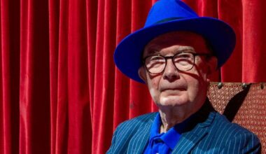 Nottingham Arts Theatre and The Phoenix Press have published new book Divine Mountebank, written by Nottingham poet, playwright and theatre director Campbell Kay on Sir Donald Wolfit