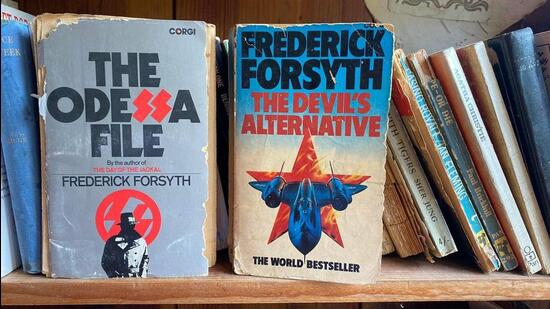 he Odessa File and The Devil’s Alternative.
