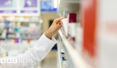 Pharmacists warn drug shortage affecting cancer patients