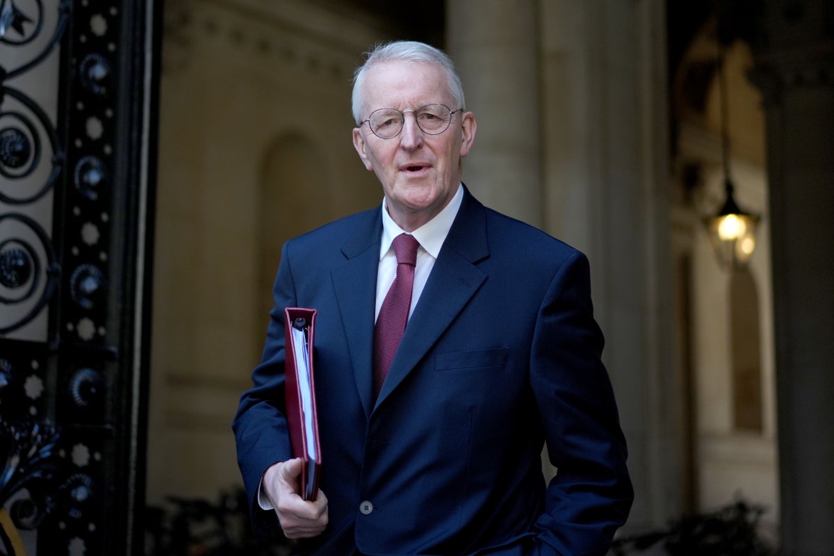 Series of public inquiries on Troubles incidents ‘not the way forward’ – Benn