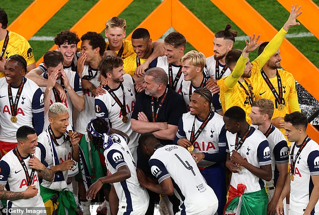 Postecoglou wants to stay at the Tottenham Hotspur Stadium and compete for more trophies