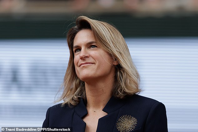Amelie Mauresmo stressed that men's matches provide a guarantee of three sets for fans