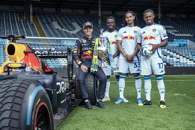 Willy Gnonto, Largie Ramazani and Isaac Schmidt raced the car, driven by Formula Two driver Arvid Lindblad