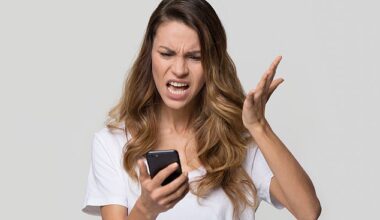 A massive internet outage has hit the US, knocking dozens of popular websites offline
