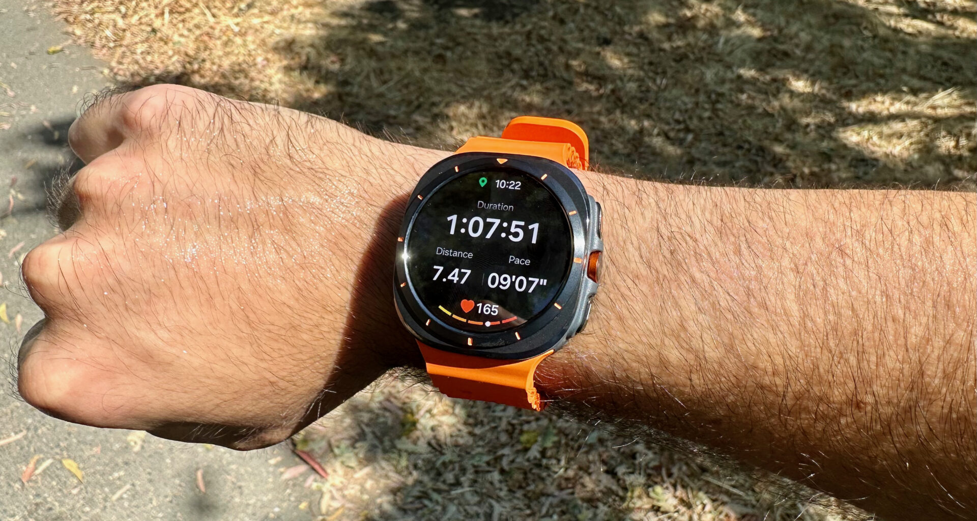 The main run activity data screen on the Samsung Galaxy Watch Ultra