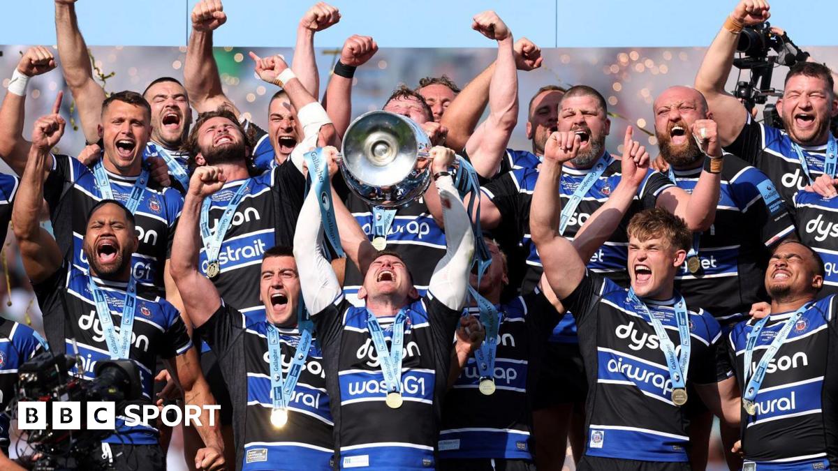 Bath players celebrate winning the Premiership grand final