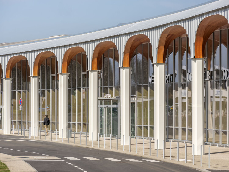 Deauville Terminal Saint-Gatien-des-Bois / Ferrier Marchetti Studio - Image 1 of 12