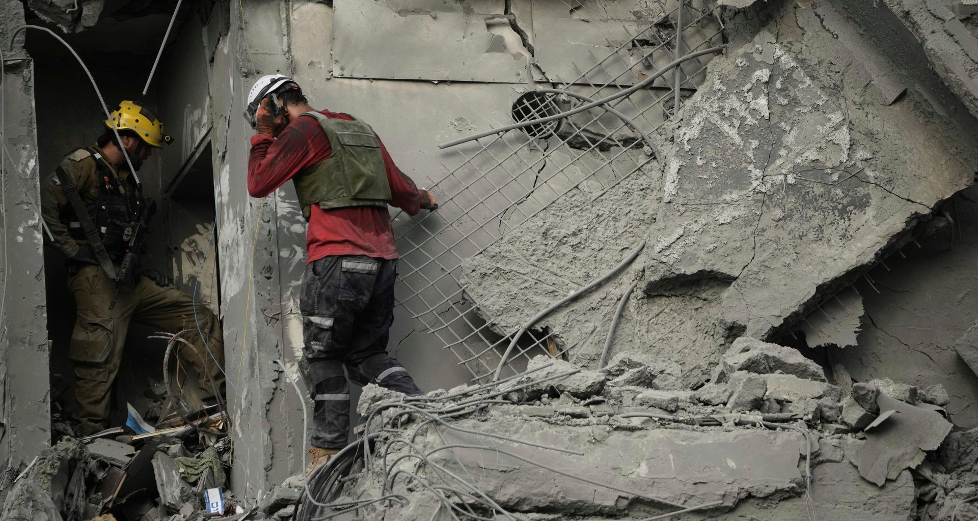 The aftermath of Iranian missile strikes in Israel | Israel-Iran conflict News