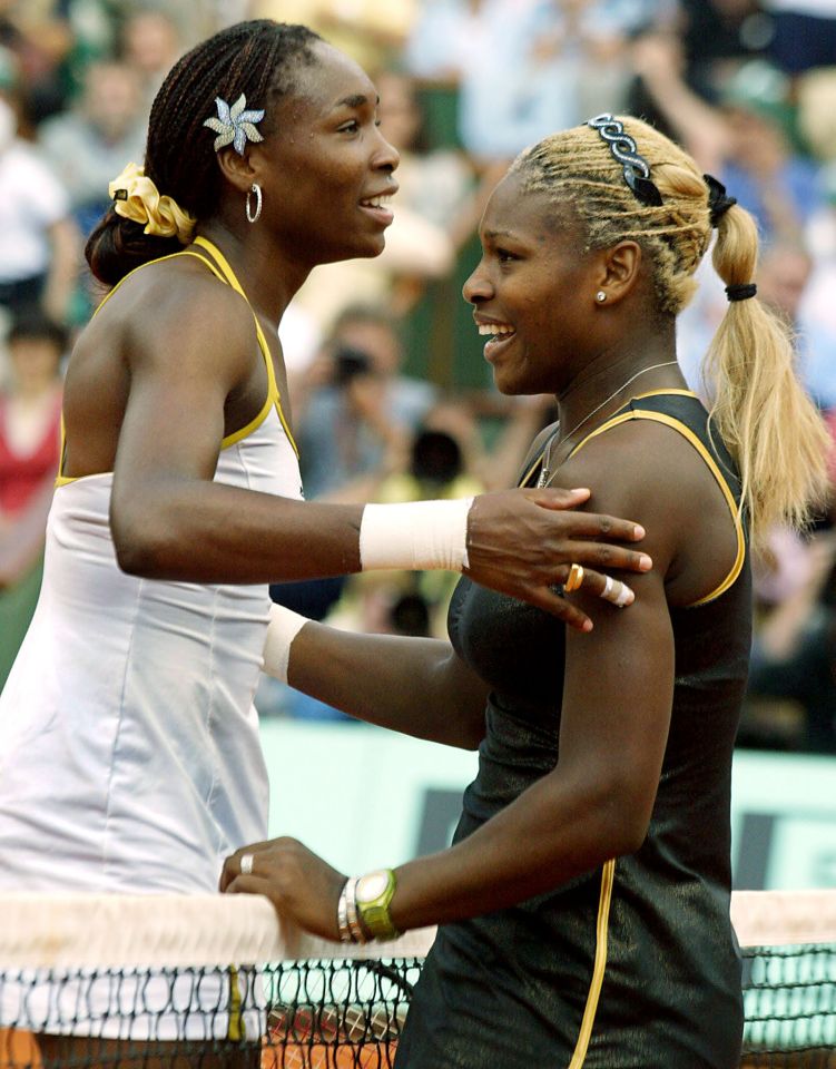 PARIS, FRANCE:  US Serena Williams (R) hugs her sister and opponent Venus Williams, 08 June 2002 in Paris, at the end of the Roland Garros French Open women's final match. Serena won 7-5, 6-3.  AFP PHOTO / FRANCOIS GUILLOT (Photo credit should read FRANCOIS GUILLOT/AFP via Getty Images)