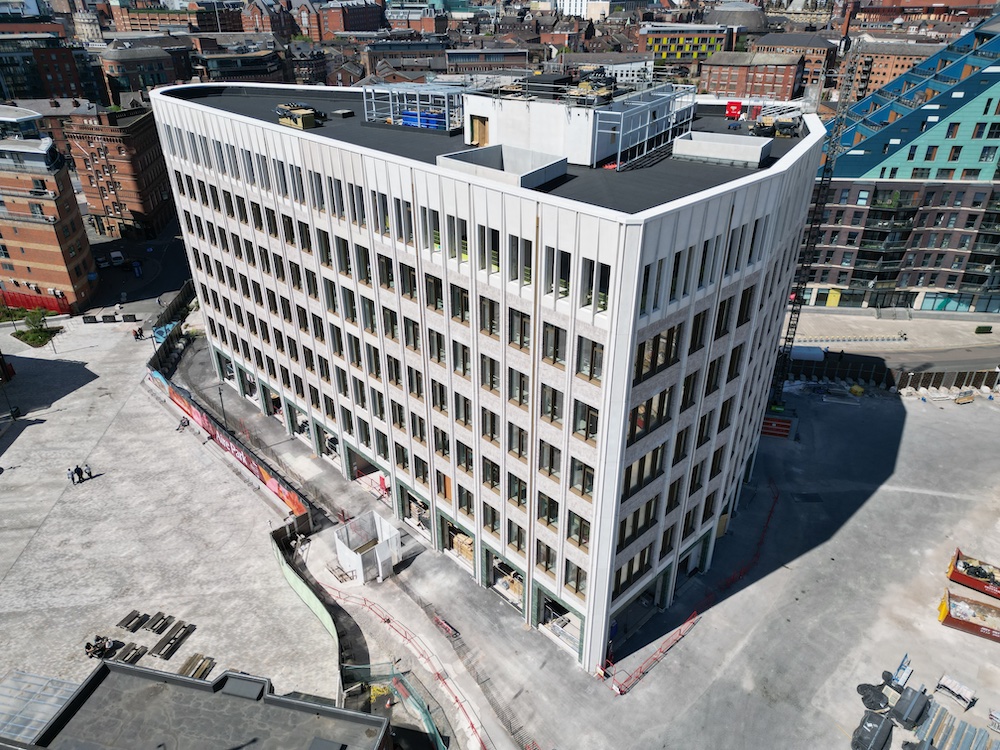 Aire Park celebrates major milestone at new landmark building