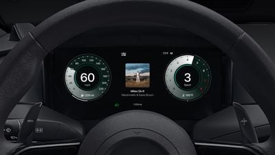 Apple CarPlay Ultra cluster Now Playing