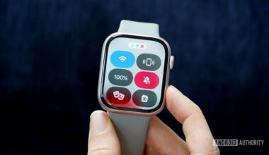 A user opens the Control Center on their Apple Watch Series 9 via the side button.