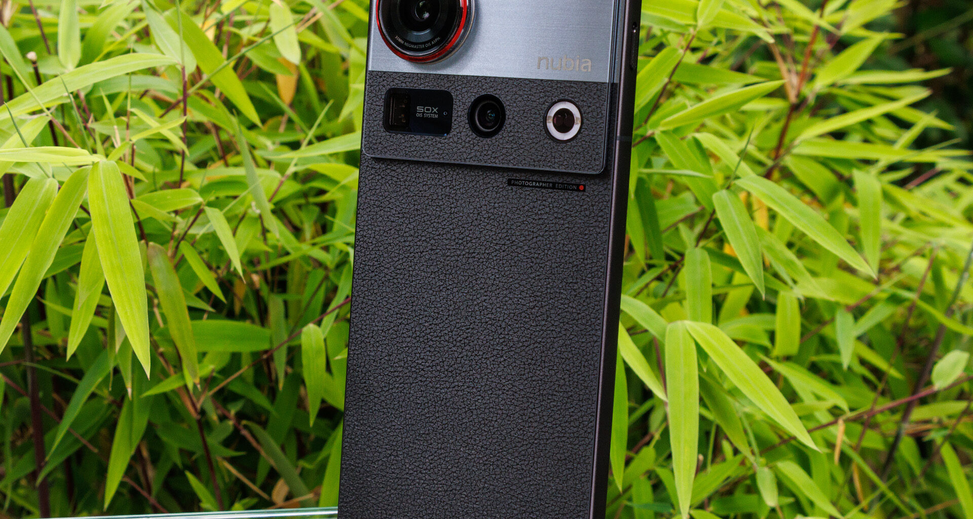Nubia Z70S Ultra: Premium smartphone with retro design and great camera